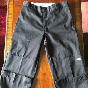 Dickies Loose Fit Men’s black pants size 32x32